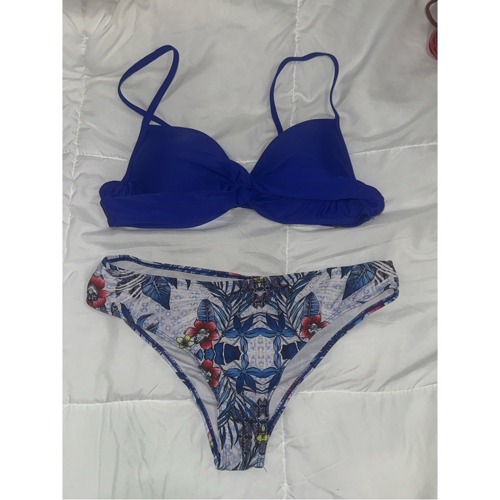 Royal blue bikini bathing suit sz large